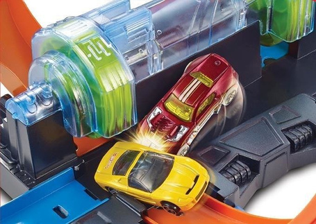 Hot Wheels Zestaw FTB65 Pętle grozy