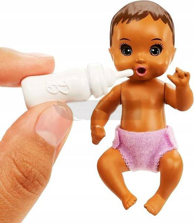 LALKA BARBIE SKIPPER USYPIANIE MALUSZKA łóżeczko HJY34