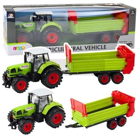 Traktor z przyczepką na napęd frakcyjny zielony