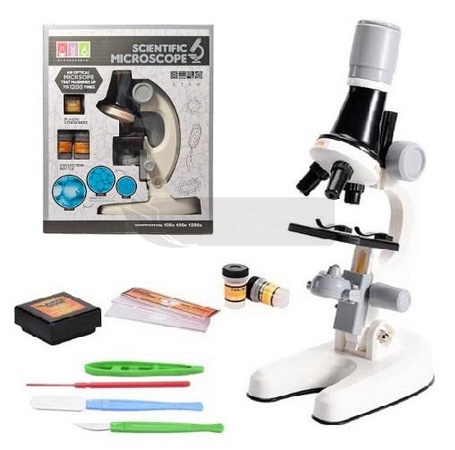 Mikroskop z akcesoriami
