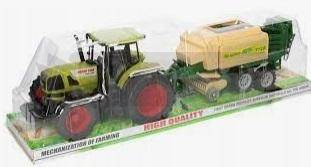 Traktor z prasą