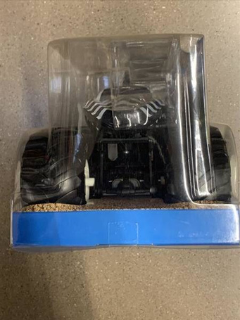 HOT WHEELS Monster Trucks pojazd Zebra Shark GWL07