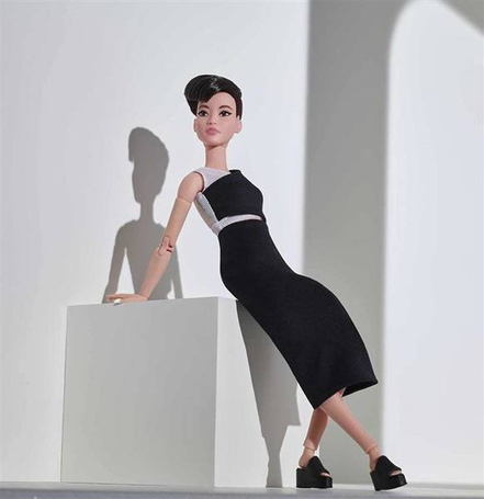 Lalka Barbie kolekcjonerska Signature Looks Petite GXB29