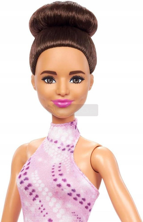 LALKA BARBIE ŁYŻWIARKA FIGUROWA lalka w stroju łyżwiarskim HRG37