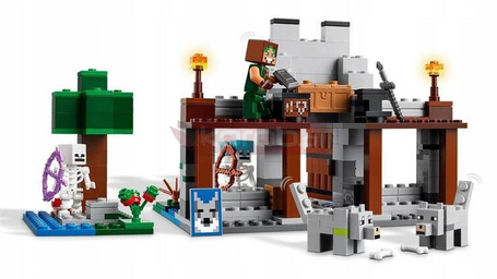 LEGO MINECRAFT 21261 WILCZA TWIERDZA zestaw klocków dla dzieci 8+
