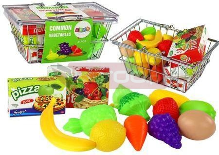 Koszyk sklepowy metalowy z warzywami i owocami