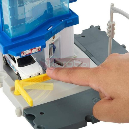 MATCHBOX ZESTAW DO ZABAWY POSTERUNEK POLICJI policja + autko HRY44