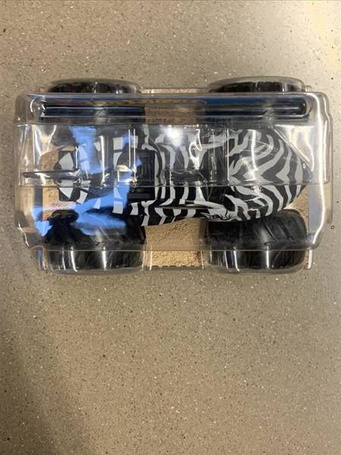 HOT WHEELS Monster Trucks pojazd Zebra Shark GWL07