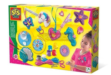 Odlewy gipsowe z farbami Biżuteria