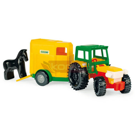 Traktor z przyczepą na konia