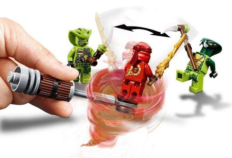 LEGO Ninjago 70667 Motocykl Kaia i skuter Zanea