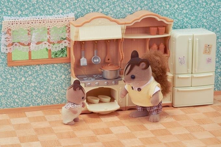 Sylvanian Families Wiejska kuchnia z lodówka