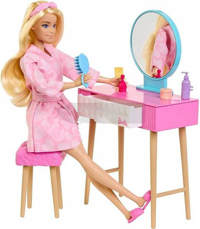 LALKA BARBIE SYPIALNIA z lalką Barbie HPT55