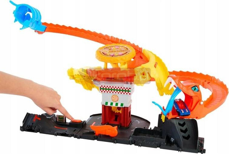 HOT WHEELS ZESTAW ODJAZDOWA PIZZA ATAK KOBRY zestaw + AUTKO HTN81