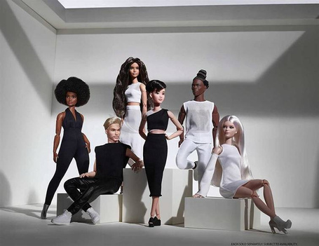 Lalka Barbie kolekcjonerska Ken Blond z brodą GTD90