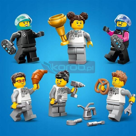 LEGO CITY 60444 F1 Garaż i bolidy Mercedes-AMG i Alpine, zestaw klocków +7