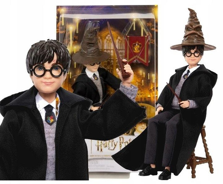 HARRY POTTER FIGURKA LALKA HARRY POTTER z tiarą przydziału magiczną różdżką HND78