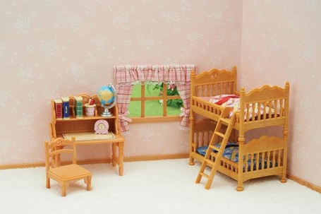 Sylvanian Families Wiejski pokój dziecięcy z łóżkiem piętrowym