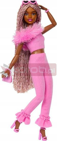 LALKA BARBIE DELUXE STYLE #4 w stroju w stylu Barbiecore HYV28