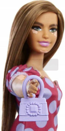 Lalka Barbie Fashionistas brunetka w sukience w kropki GRB62
