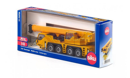 Samochód strażacki z dźwigiem