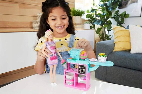 Lalka Barbie Kwiaciarnia GTN58