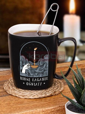 Kubek Niosę kaganek oświaty