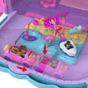 Zestaw Polly Pocket Dolls Pollyville Resort Roll Away HKV43