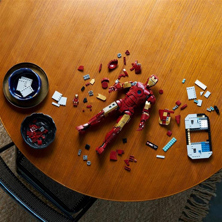 KLOCKI LEGO SUPER HEROES 76344 Iron Man Mark 3, edycja kolekcjonerska