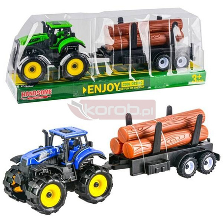 Traktor z przyczepą z drewnem MIX