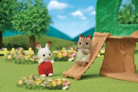 Sylvanian Families Przedszkolny domek na drzewie