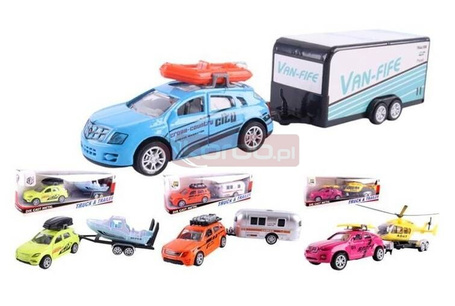 Pojazd wakacyjny z przyczepą mix