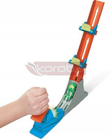 HOT WHEELS ZESTAW KASKADERSKIE WYZWANIE Pionowy rajd, zestaw z autkiem FWM85