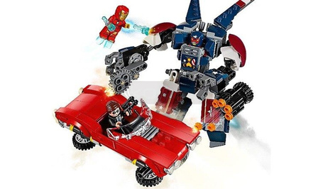 LEGO Super Heroes 76077  Iron Man Detroit Steel atakuje