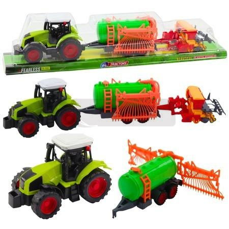Traktor farmerski cysterna + zagrabiarka