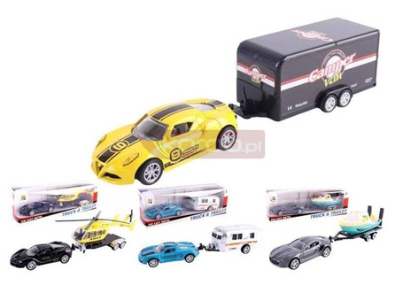 Samochód z przyczepą mix