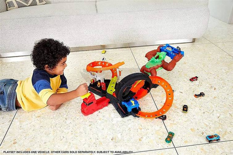 Hot Wheels zestaw Goryl toksyczny atak i autko GTT94