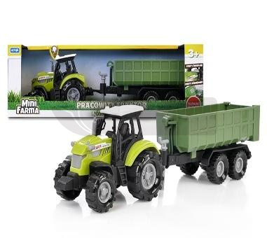 Traktor z przyczepą