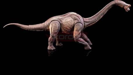 JURASSIC WORLD KOLEKCJA HAMMONDA DINOZAUR Brachiosaurus 109 cm HNY77