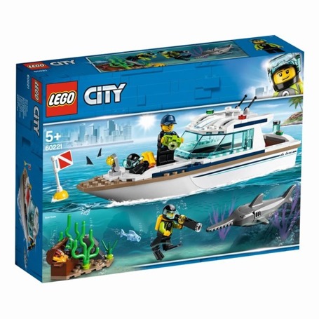 LEGO City 60221 Jacht