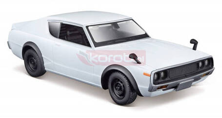 Model kompozytowy Nissan Skyline 2000GT-R 1973 1/24 biały