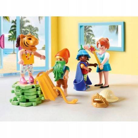 PLAYMOBIL Family Fun 70440 Kids Club