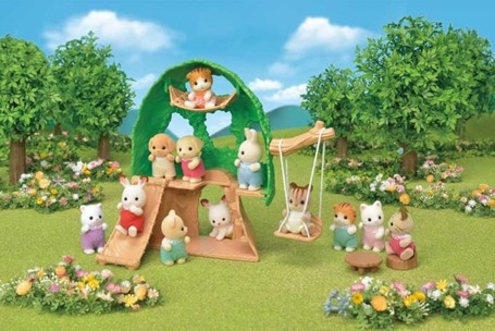 Sylvanian Families Przedszkolny domek na drzewie